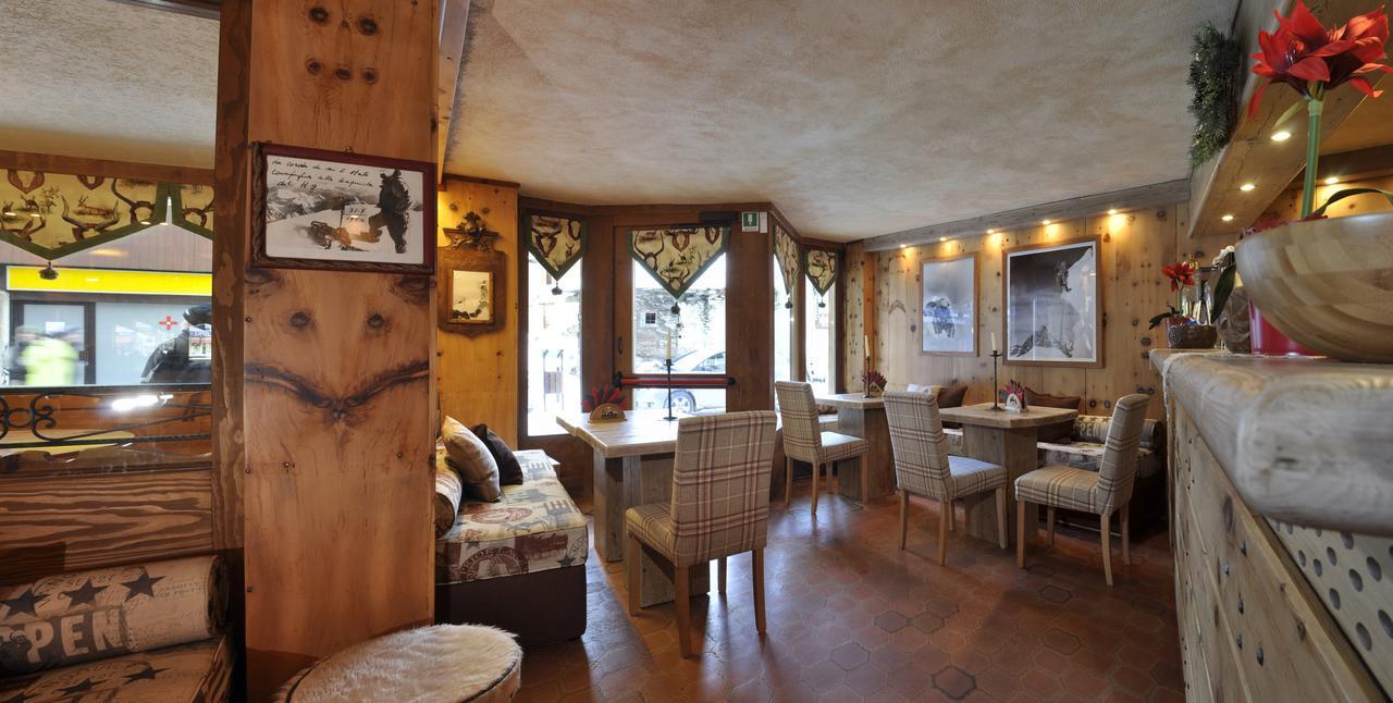 Hotel Da Compagnoni เบรยล์-แชร์วิเนีย ภายนอก รูปภาพ