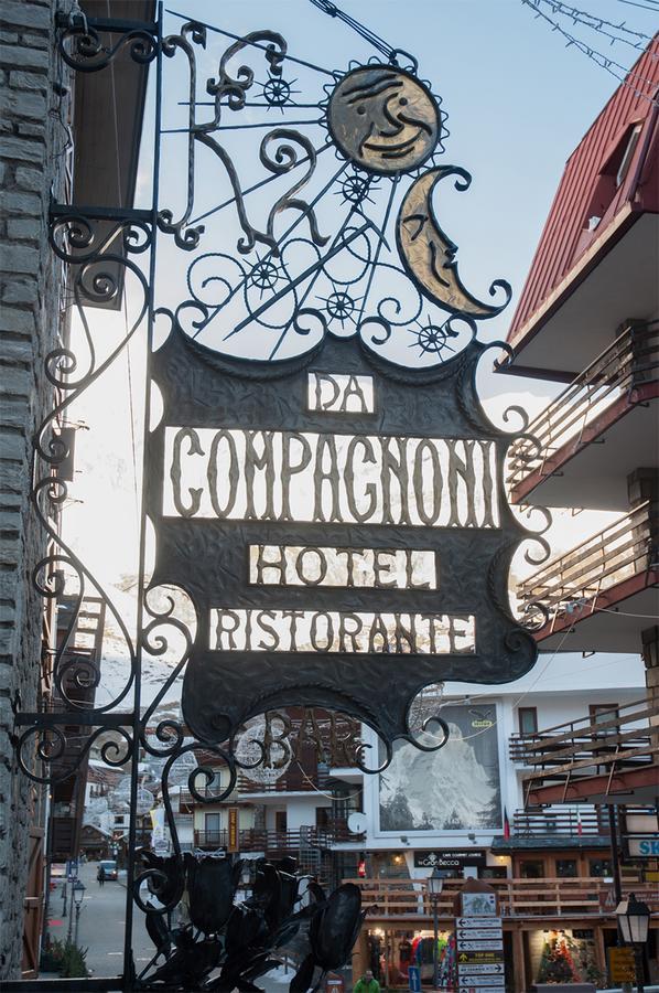 Hotel Da Compagnoni เบรยล์-แชร์วิเนีย ภายนอก รูปภาพ